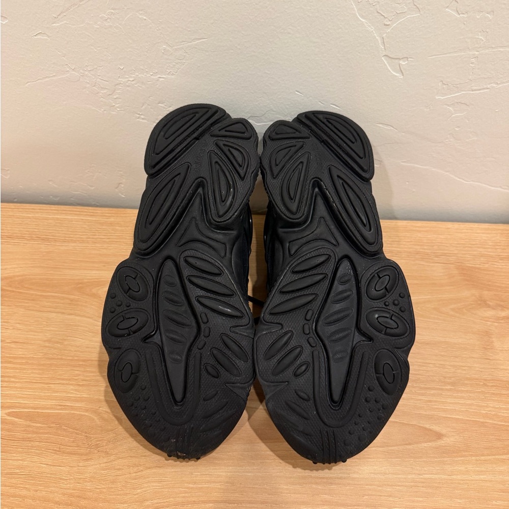 Adidas Women's Black Sneakers - Picture 6 of 9